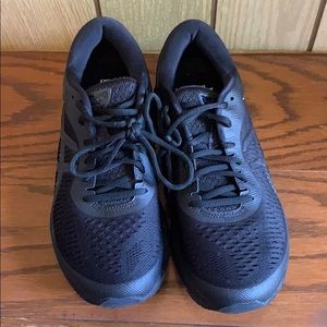 ASICS gel kayano 25 black womens 8.5
